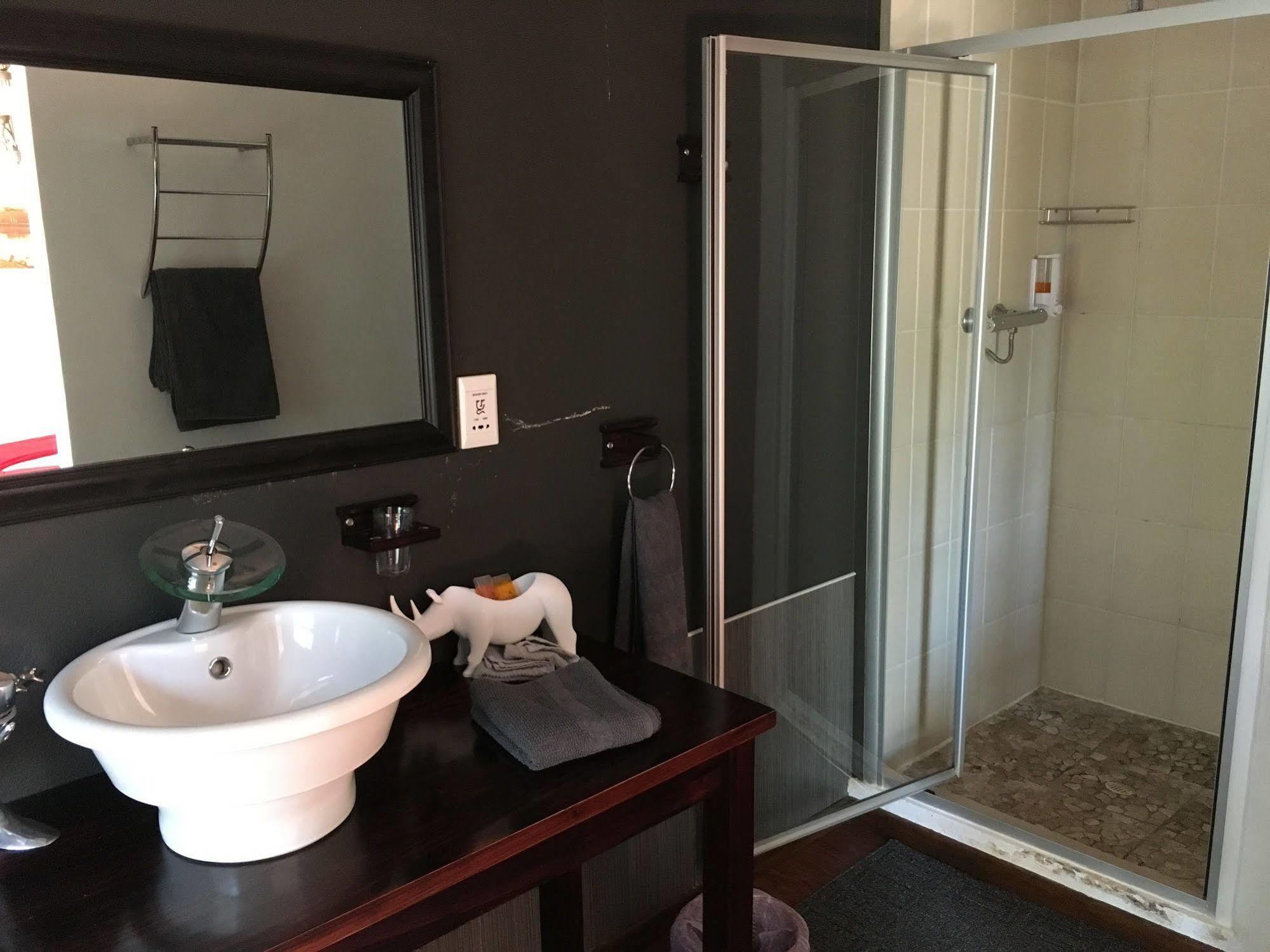 Ons Stee Bed And Breakfast Веллингтон Экстерьер фото